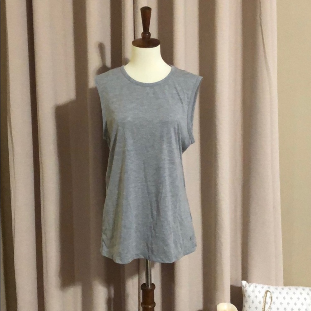 Fabletics Tulip Twist Back Tank NWOT
